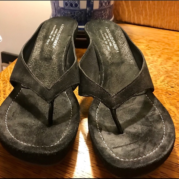 Donald J. Pliner Shoes - Euc Donald J Pliner metallic black wedge sandal